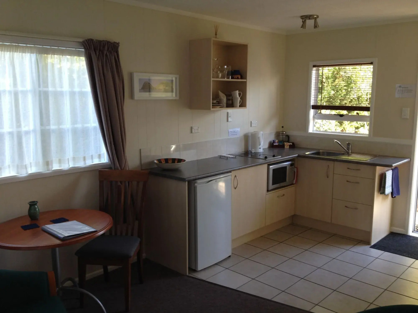 Ash Grove Boutique Motel