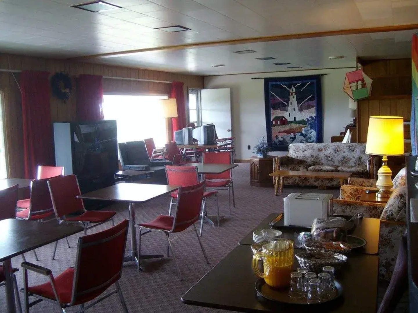 Singing Sands Inn Motel