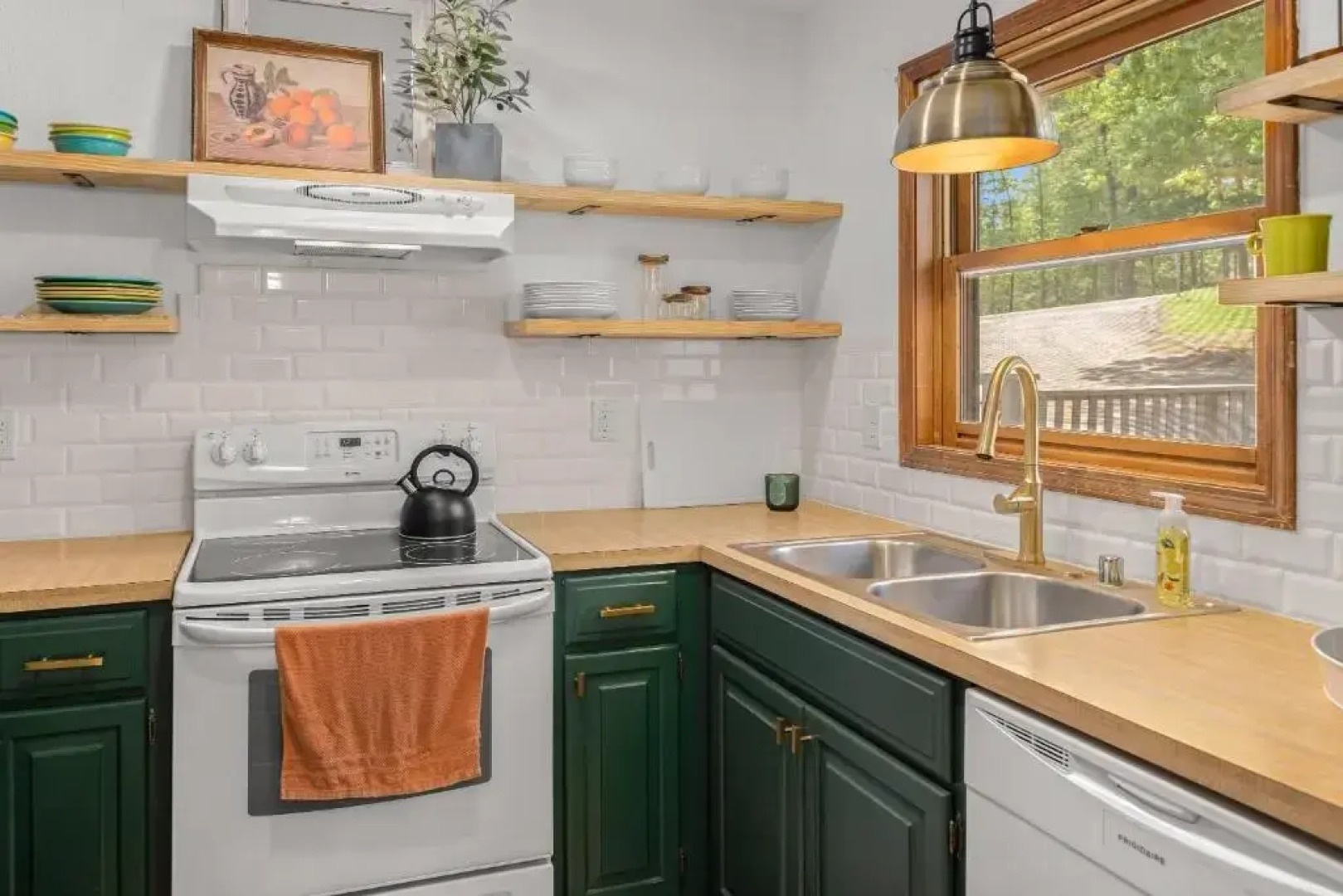 Lovely Oasis on Tunnel Vision Trail