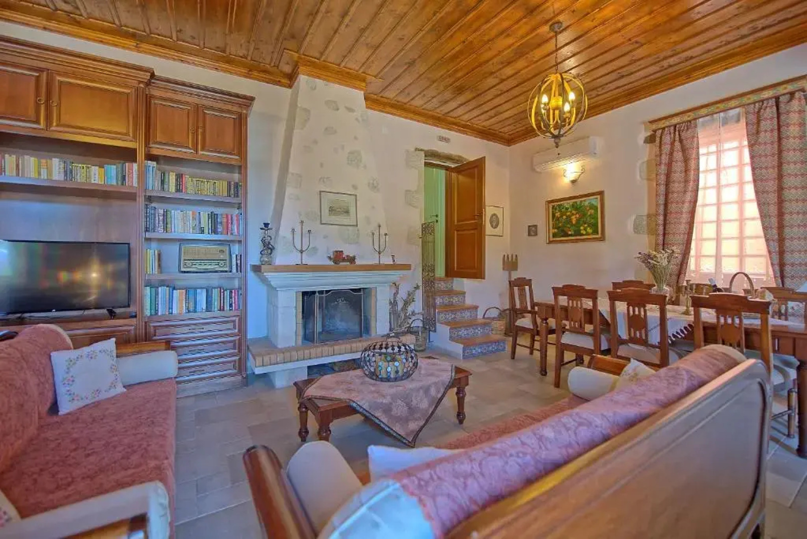Villa Rodanthi by MediterraneanVillas