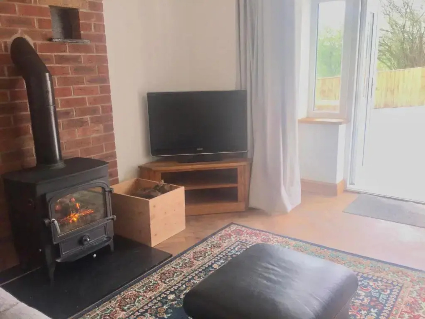 3 Bedroom Bungalow in Llanrhaeadr Ym