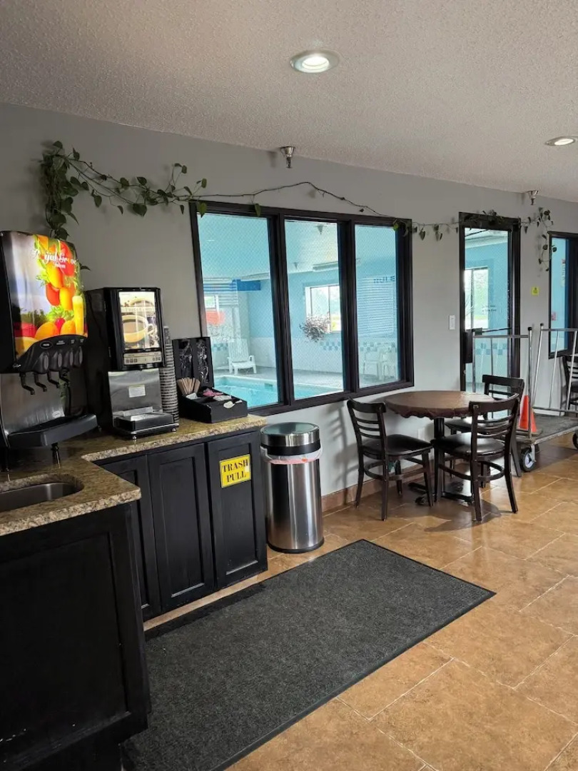 Super 8 Campbellsville KY