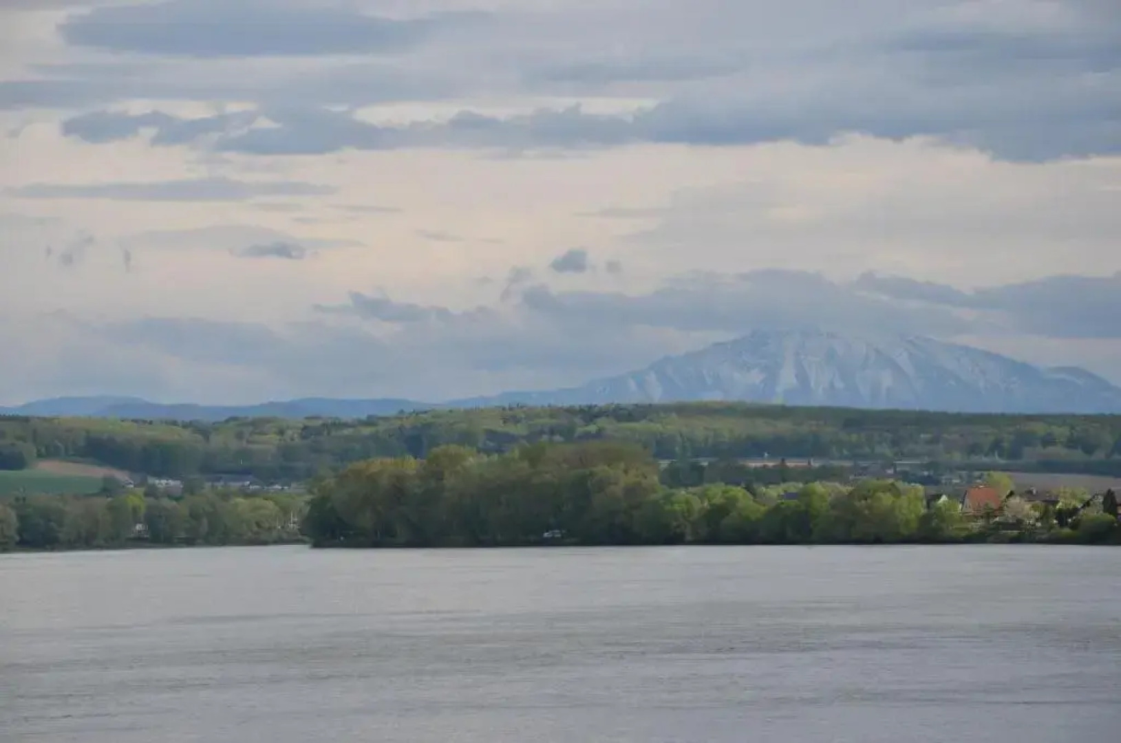 Fischwirtshaus Landmotel "Die Donaurast"