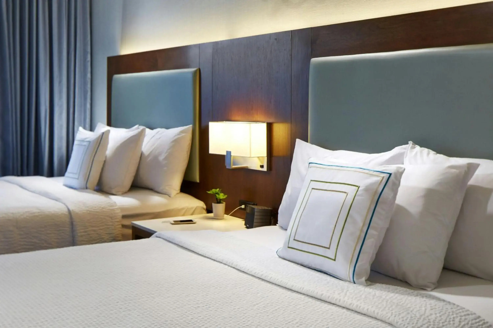 SpringHill Suites by Marriott at Anaheim Resort Area/Convention Center (Women only)