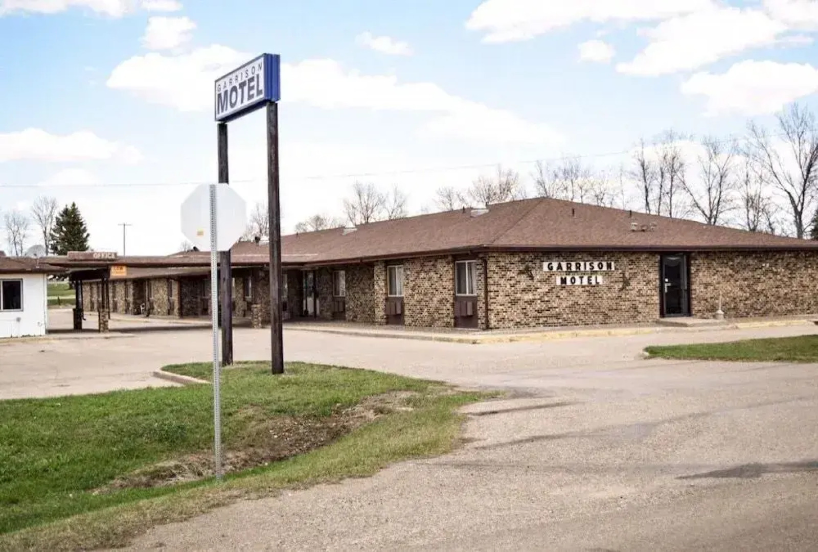 Garrison Motel