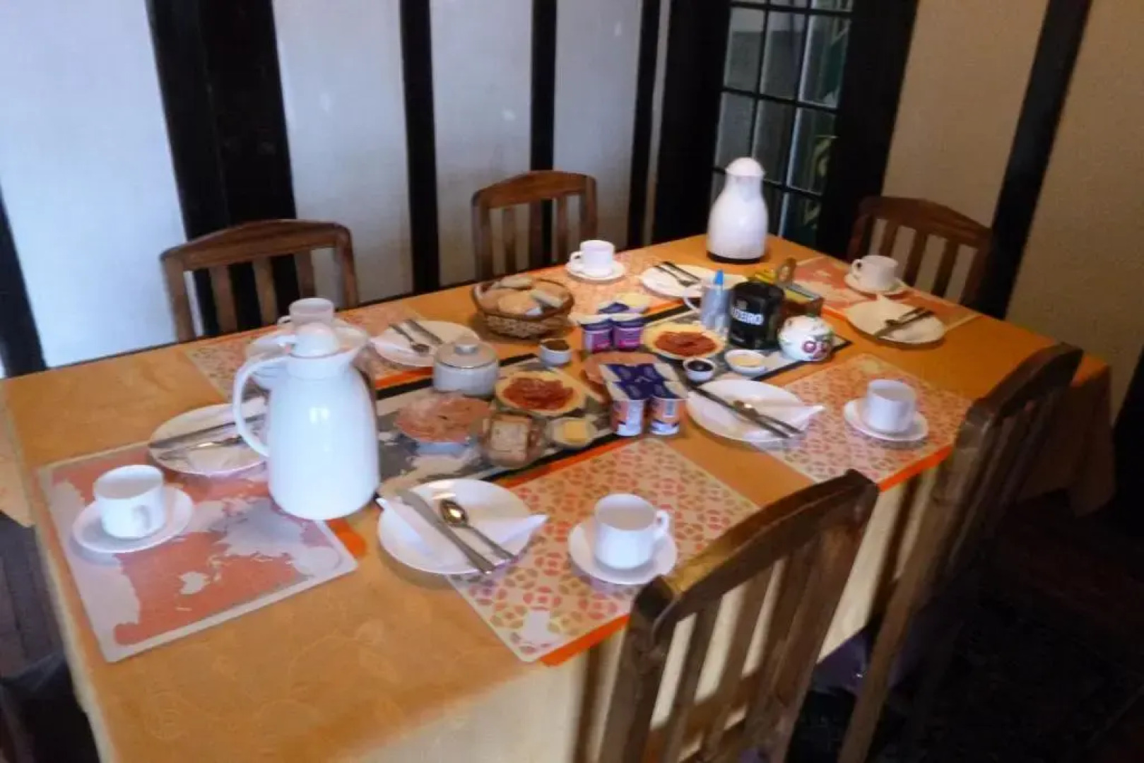 Hostal Little Castle - Hostel