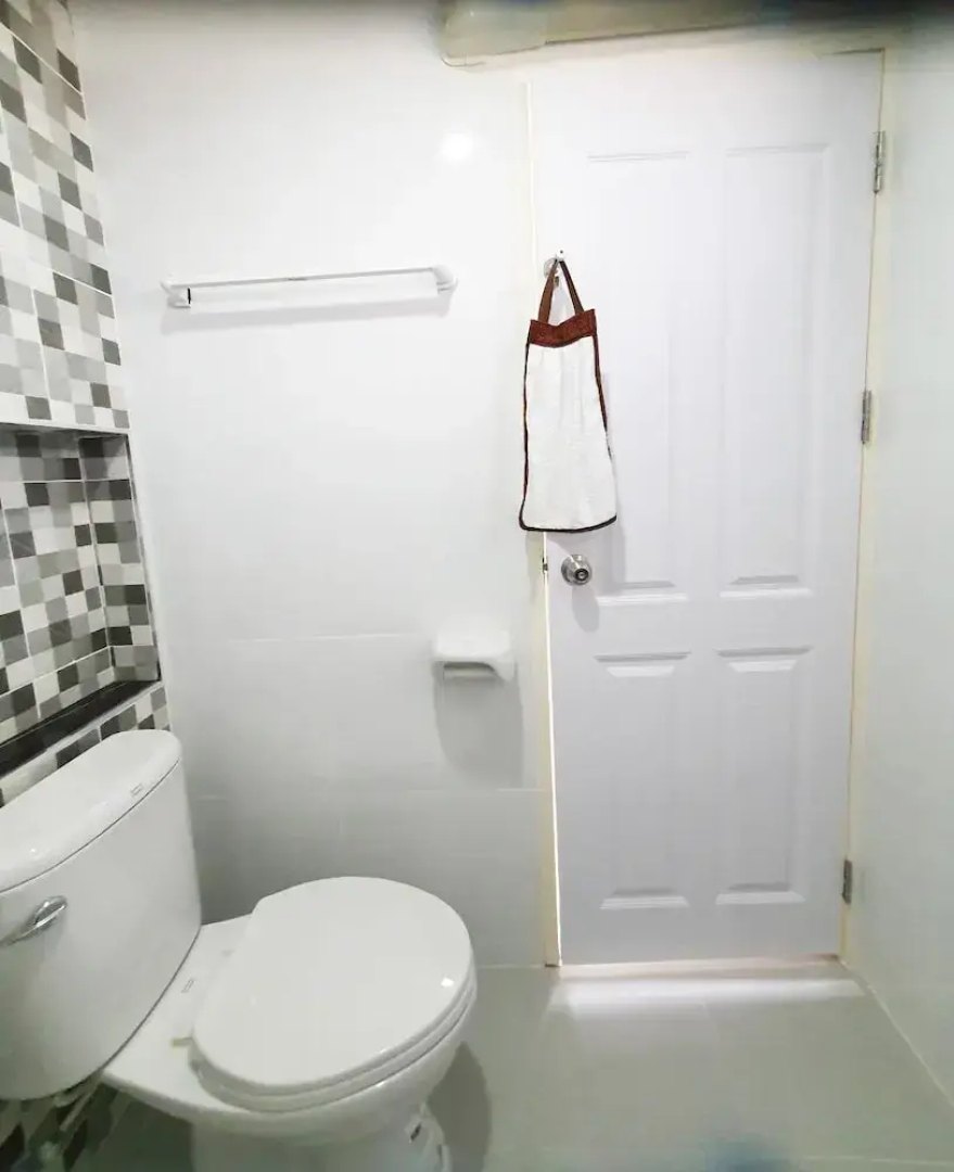 Samutsakorn Apartment