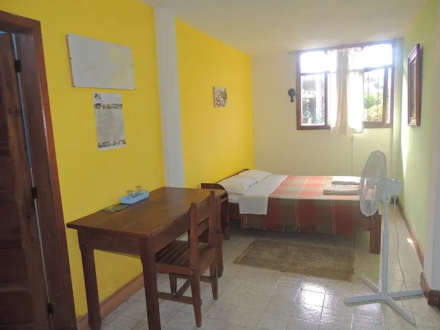 El Albergue Español Hostel