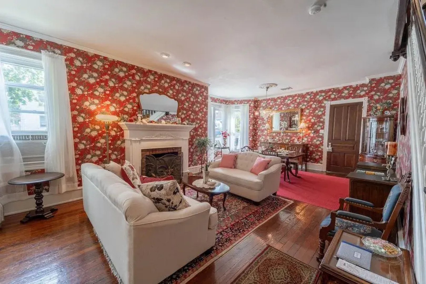 The Bella Victoria- Adult Only