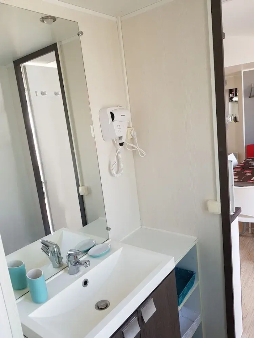 Mobile Home 3 chambre clim TV camping 4