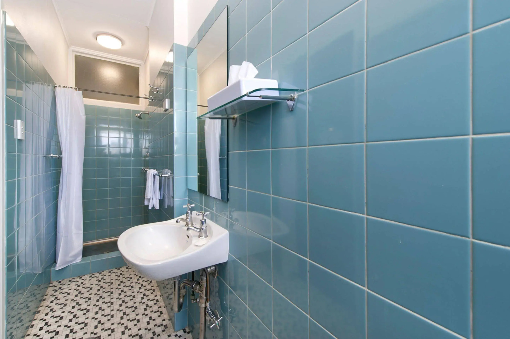 Nightcap at Prince of Wales Hotel