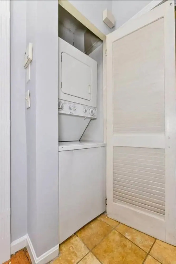 Spacious 2br/1ba Beacon Hill Apt Near MGH