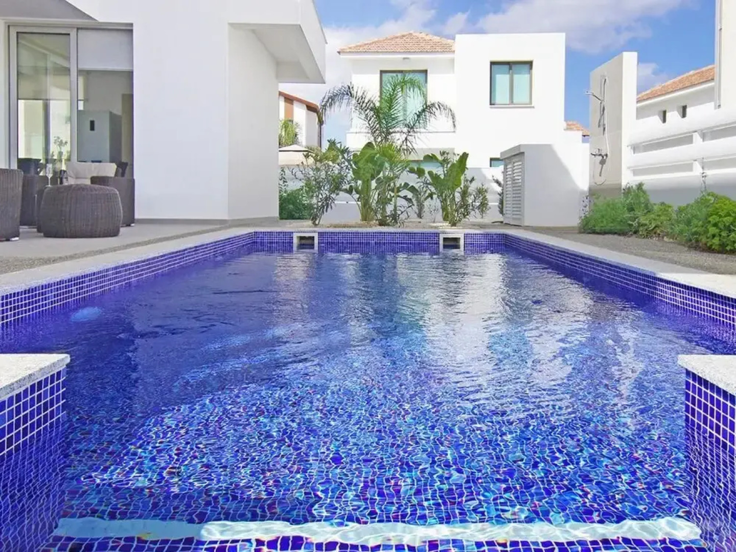 Luna Paralimni in Paralimni