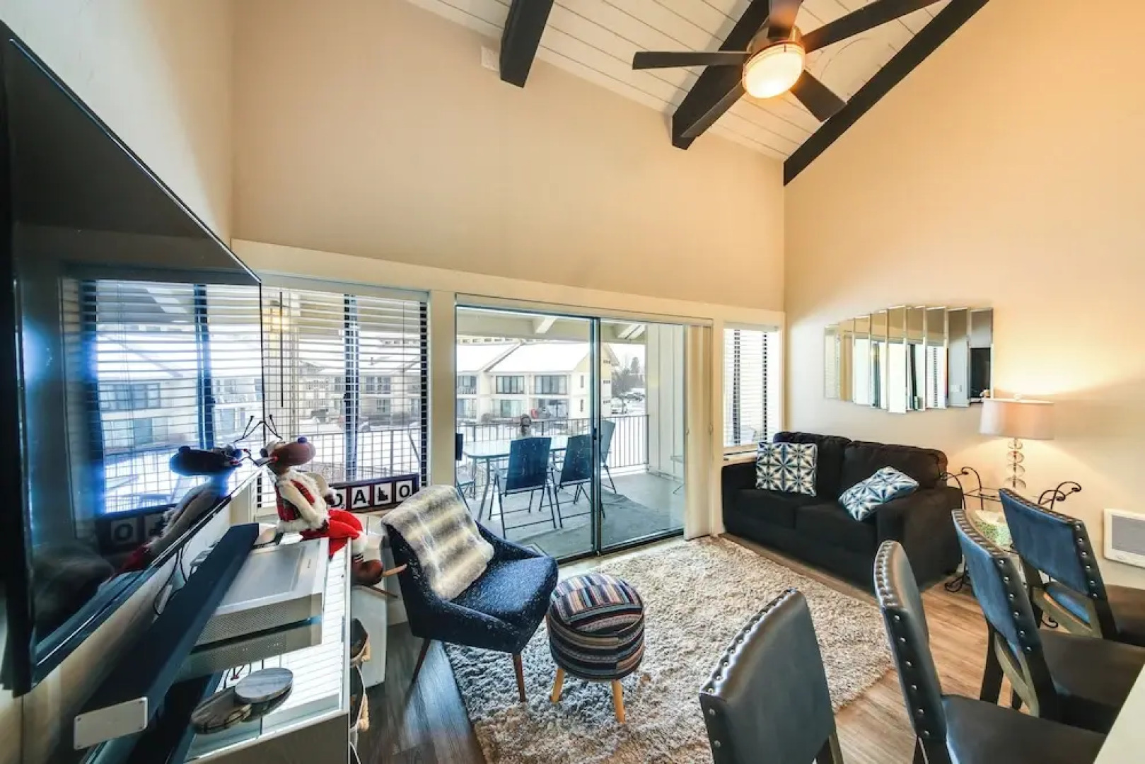 Waterfront Sandpoint Condo: Lake Access!