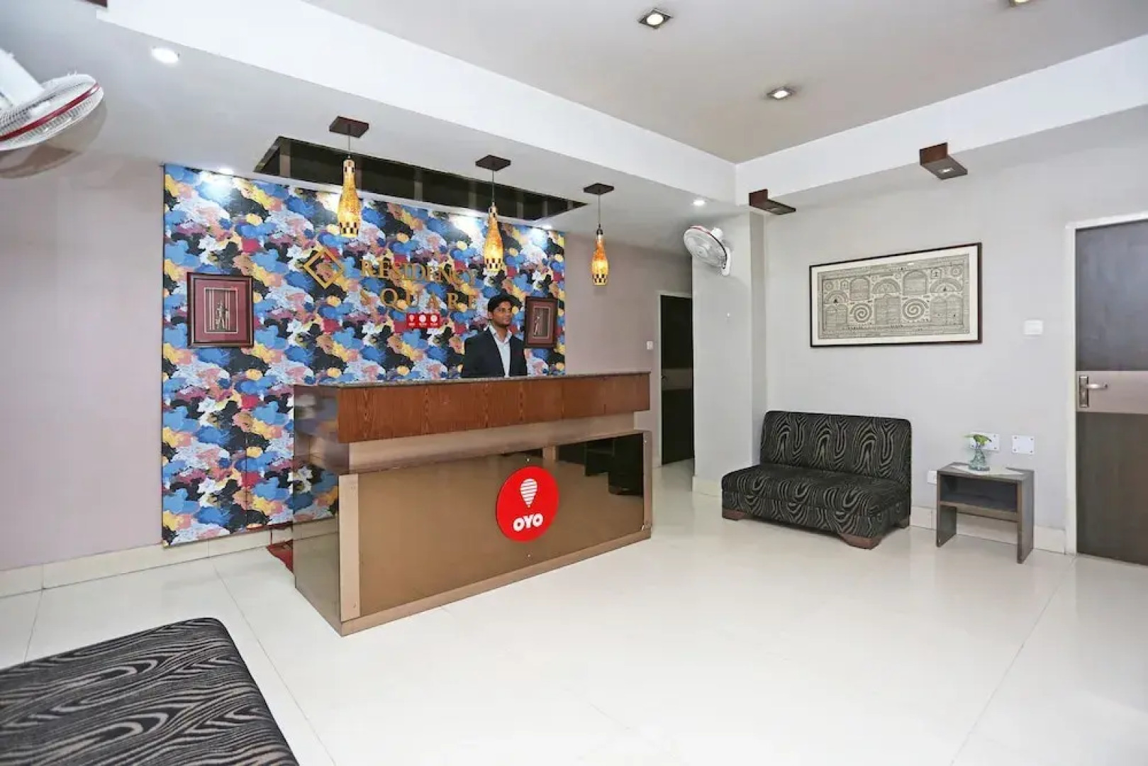 OYO 2737 Residency Square