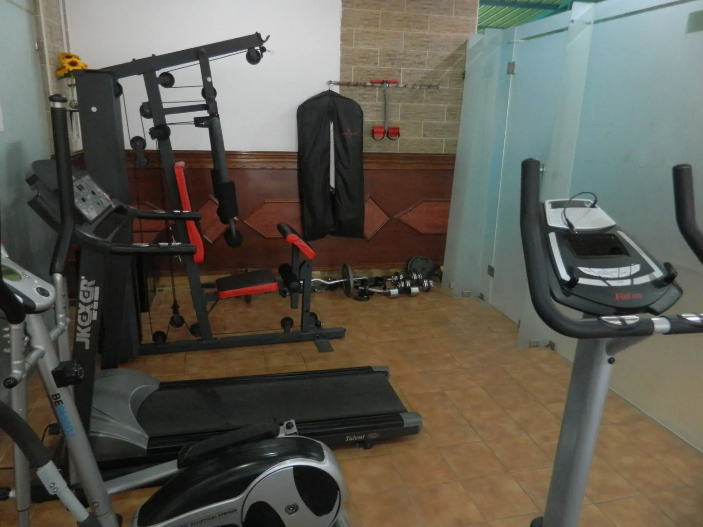 Arinza Tower Quality Suites