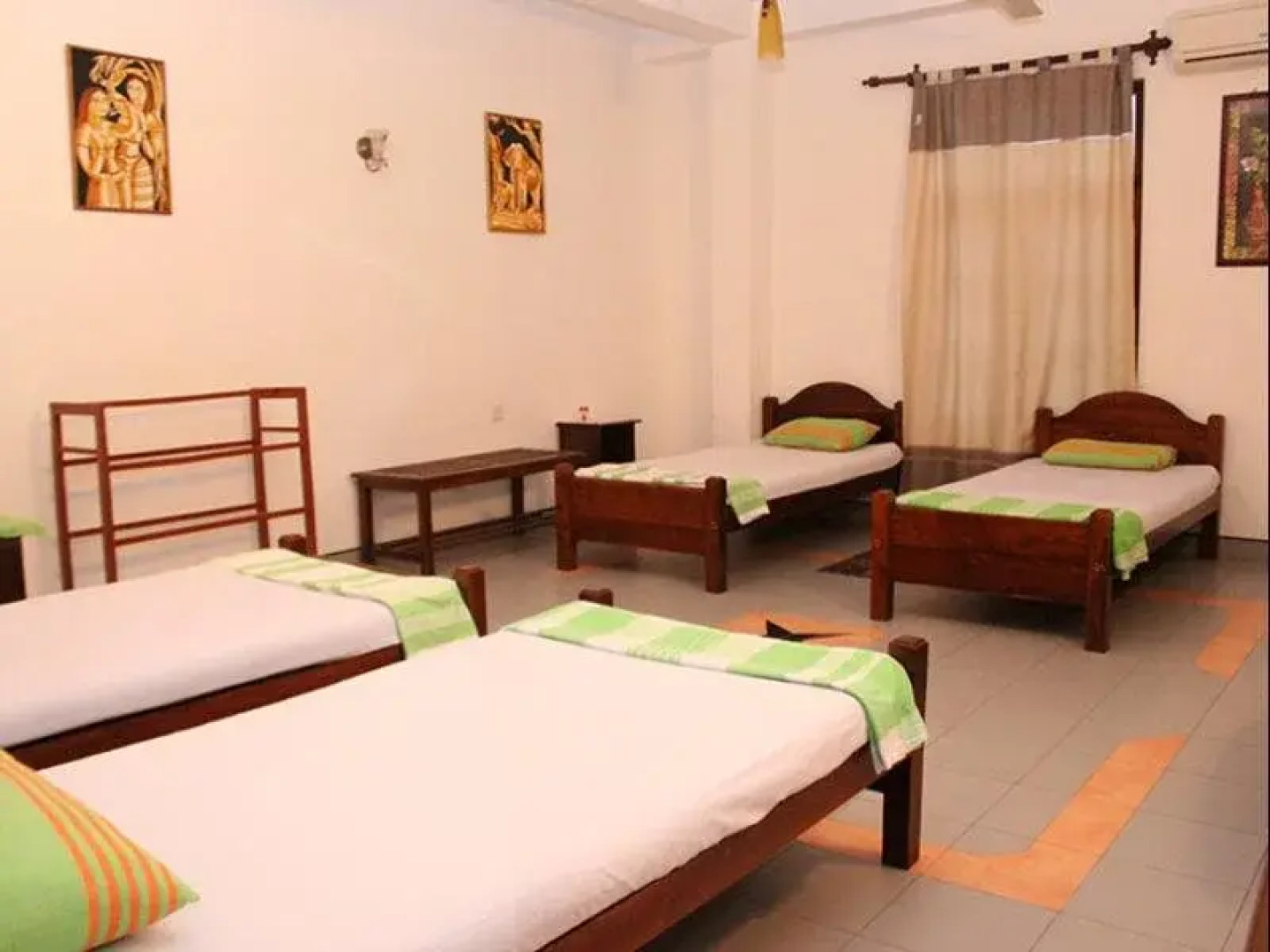 Terrel Hotel - Ampara