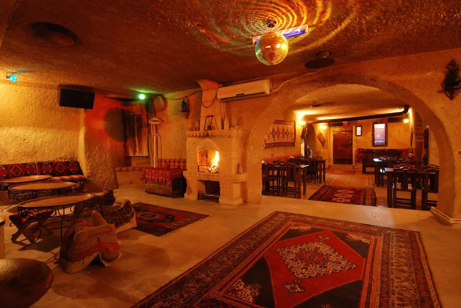 Melis Cave Hotel
