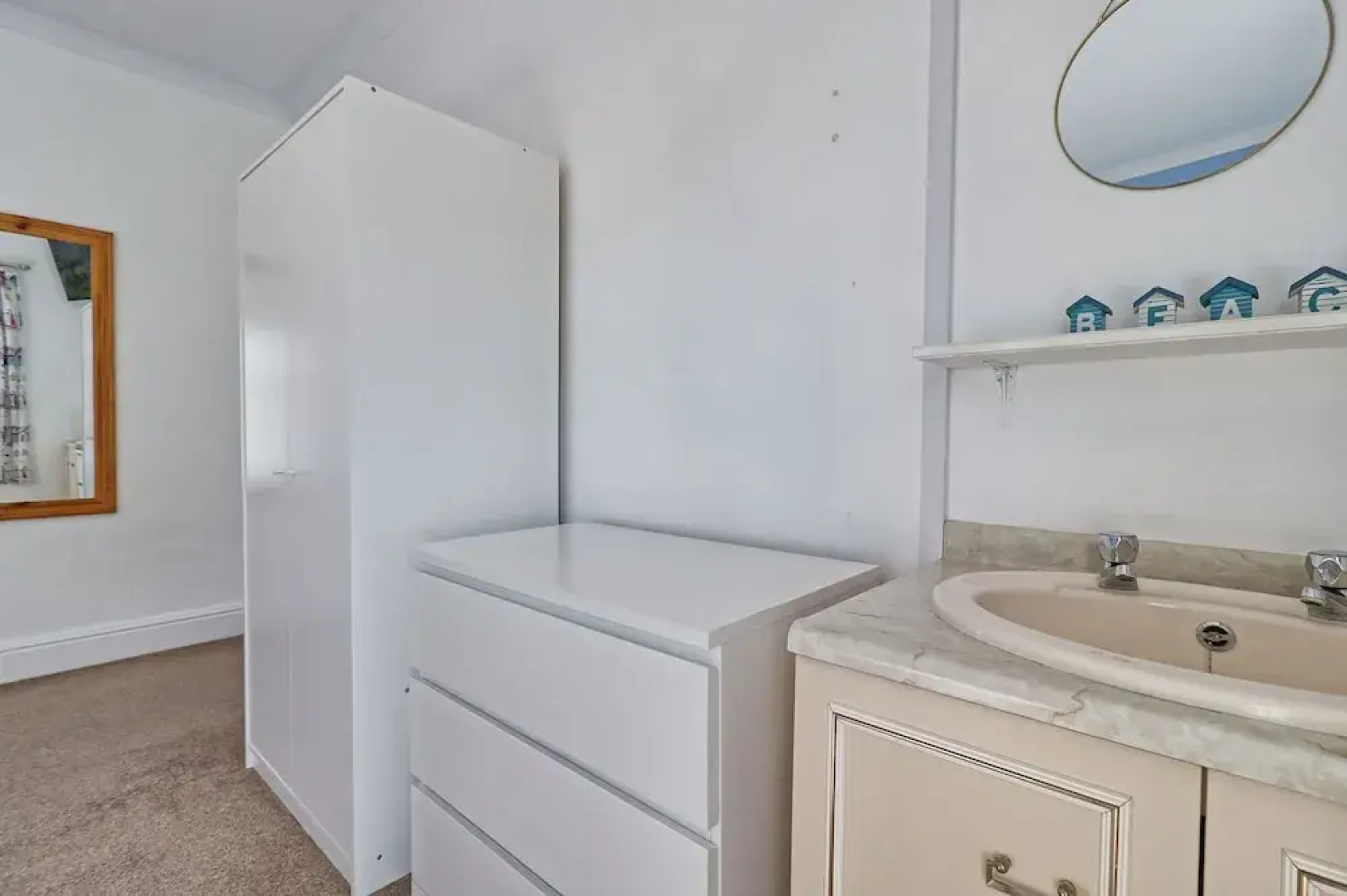 Walton Beach Holiday Lets