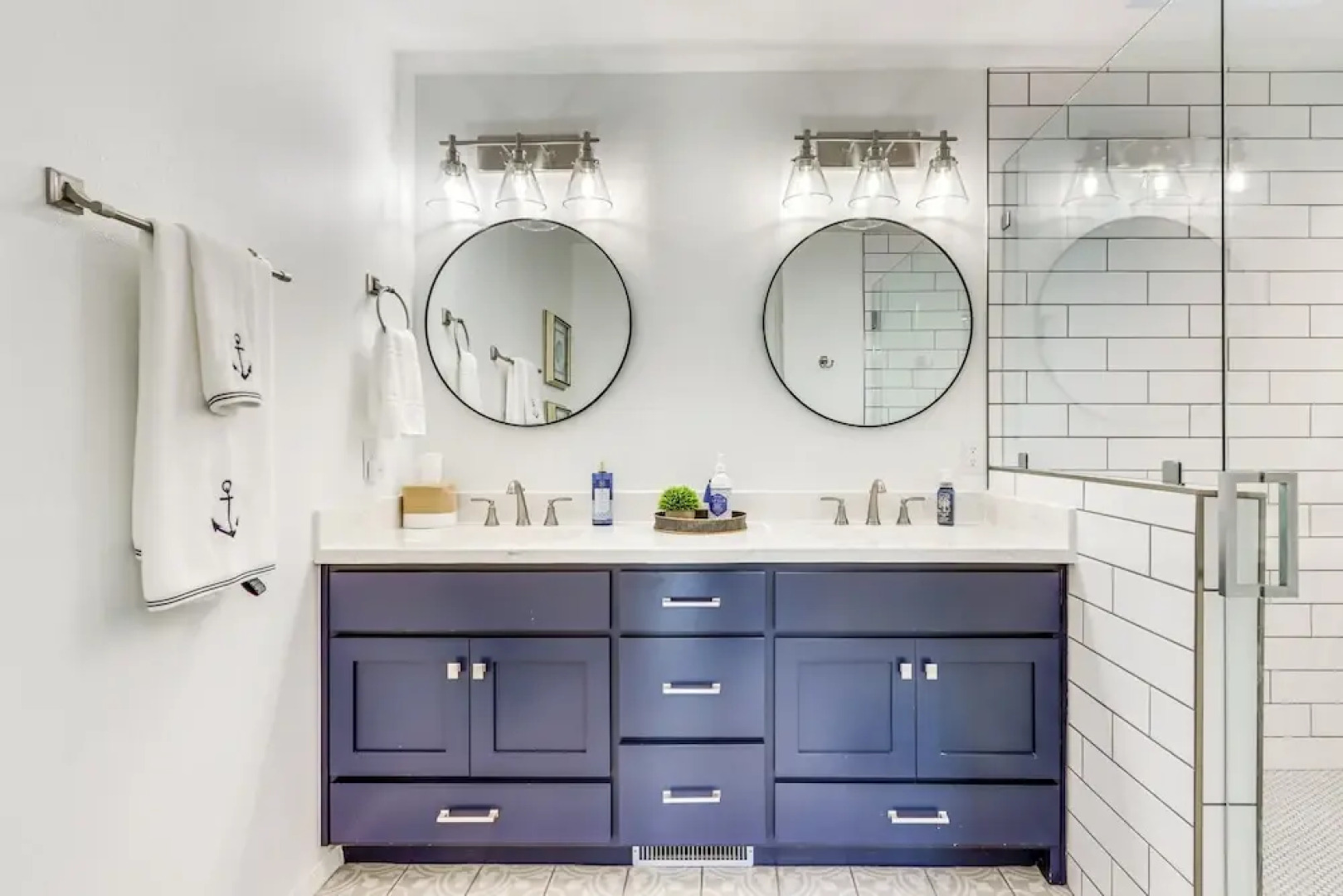 Swim & Boat Docks: Lakefront Gem in Bella Vista!