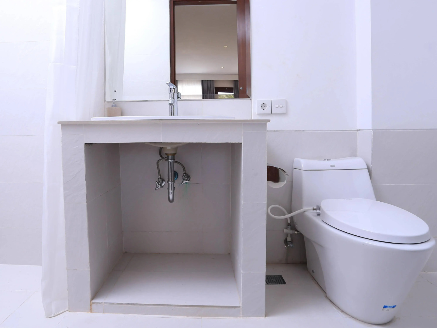 RedDoorz @ Petitenget Seminyak