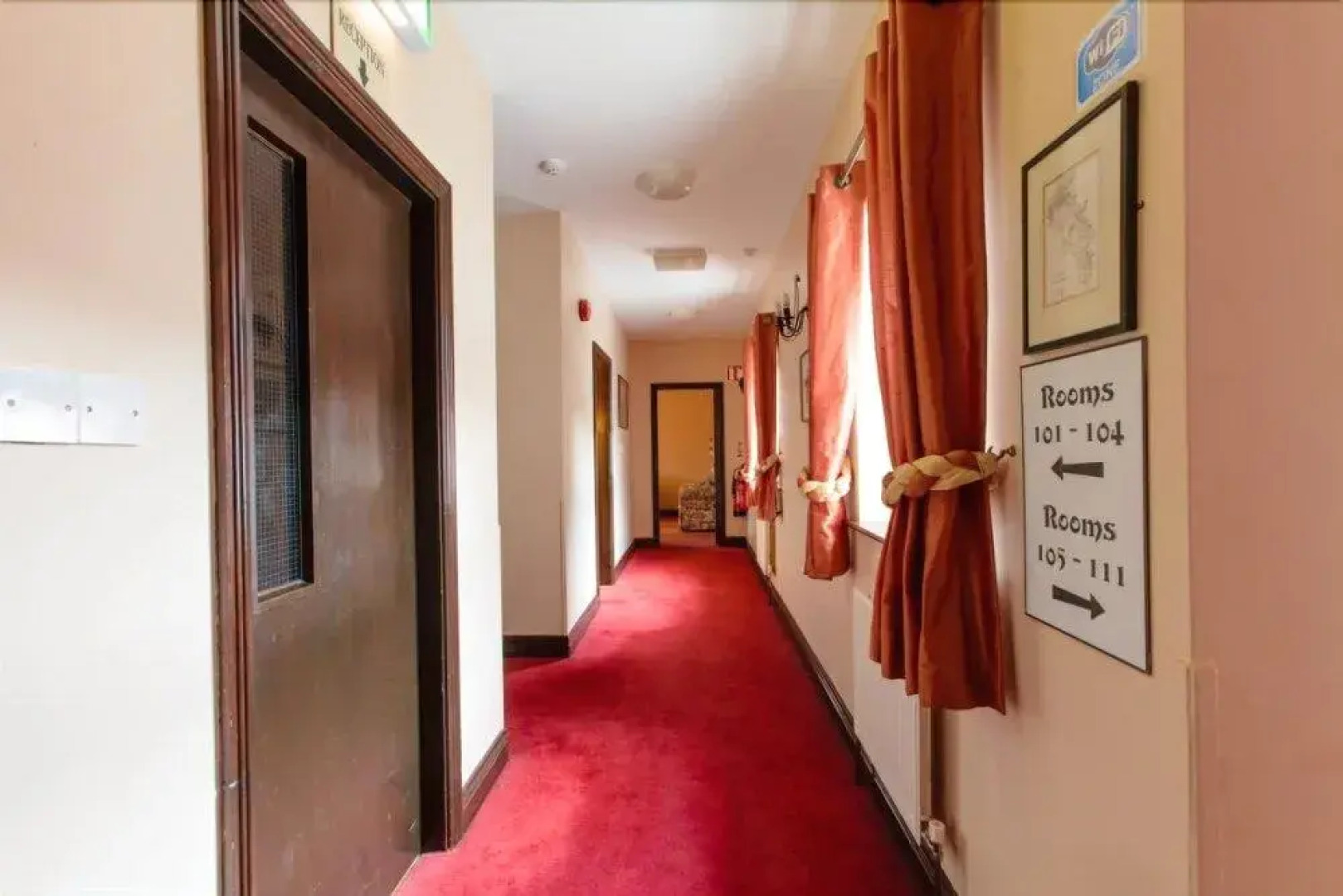 The Yeats County Inn Hotel