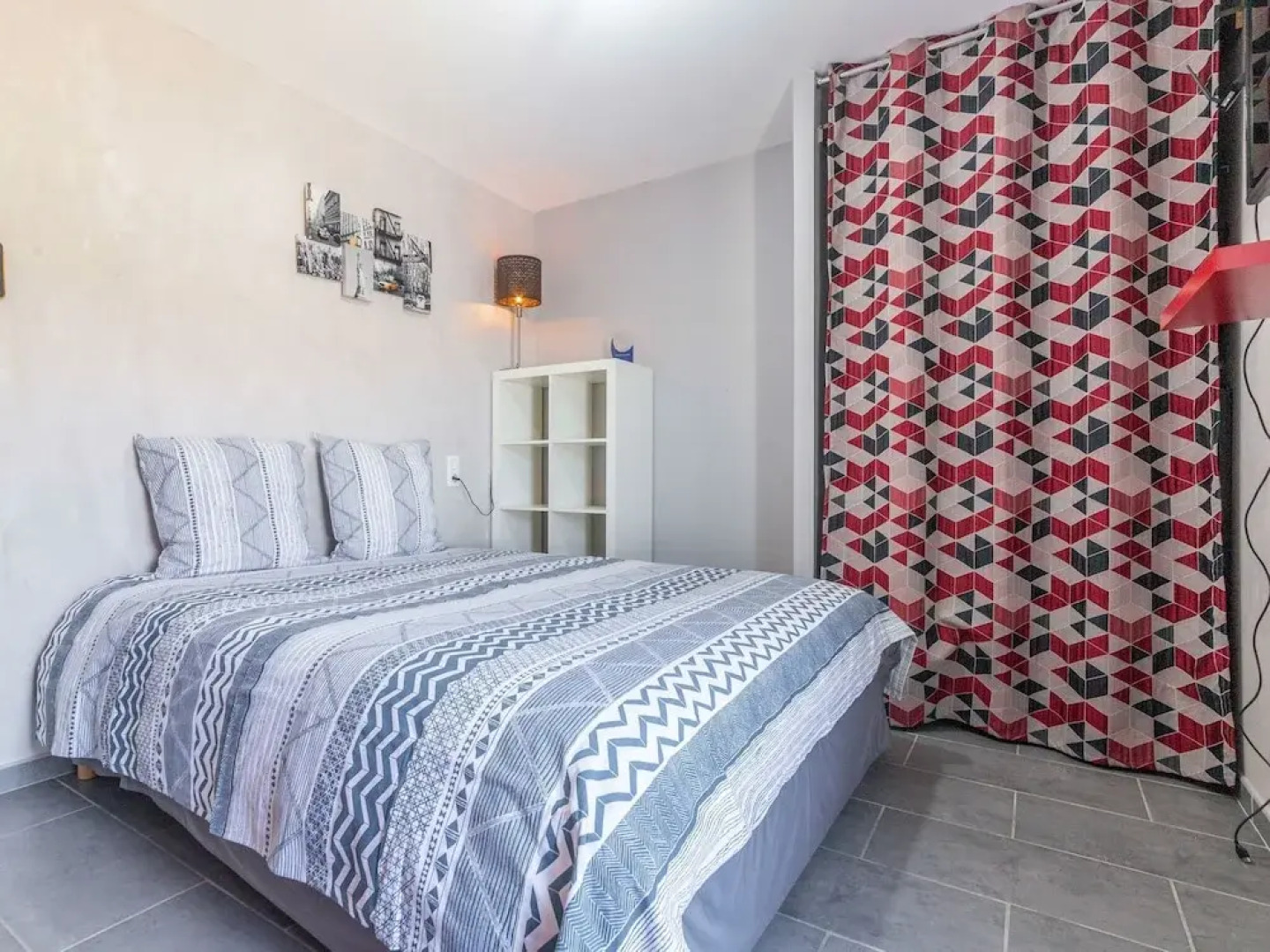 Serene Villa in Saint-Victor-la-Coste with Private Pool