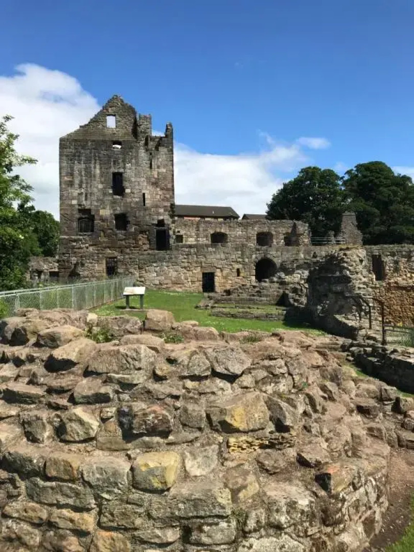 The Beach Apartment, near Outlander location