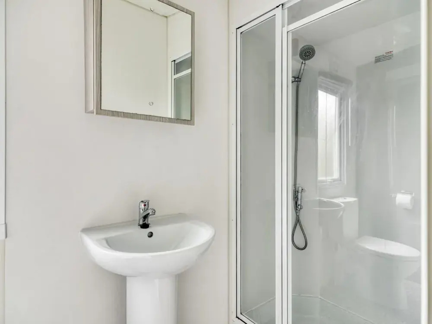 Simplistic Home in Hastings Near Alexandra Park