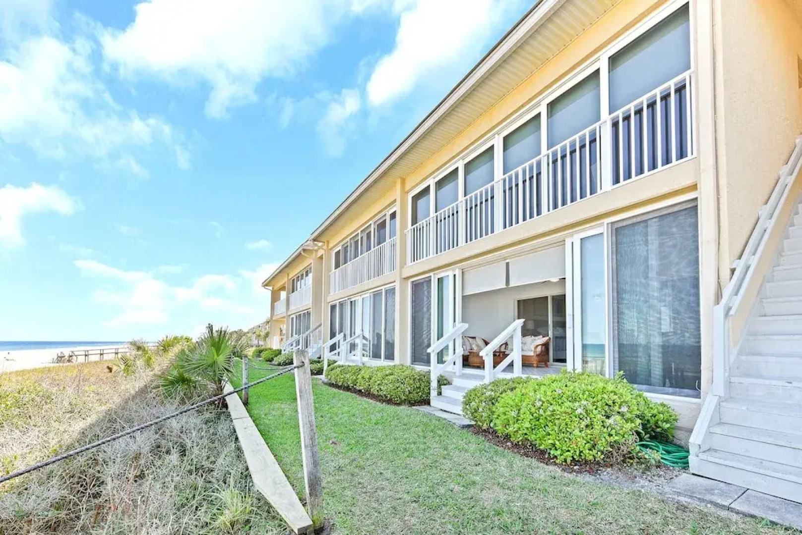 Retreat V 687b by Vtrips