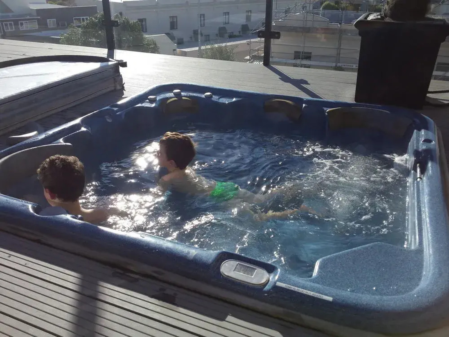 Sumner Re Treat Luxury Apartments