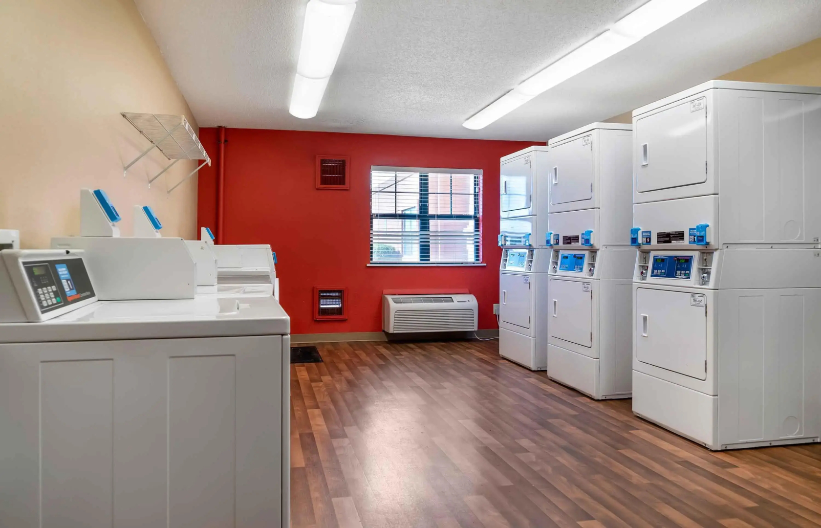 Extended Stay America Suites Toledo Holland