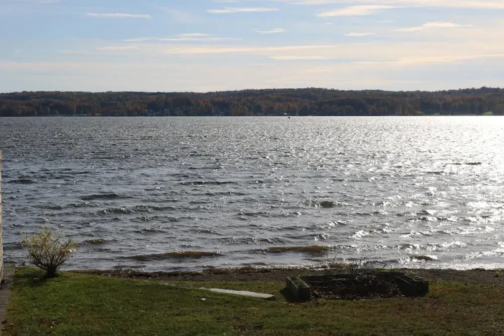 4757 Whiteside 6 Bedroom Home