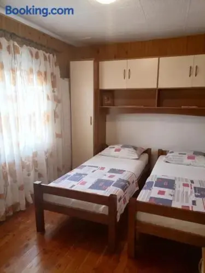 Rooms Mara