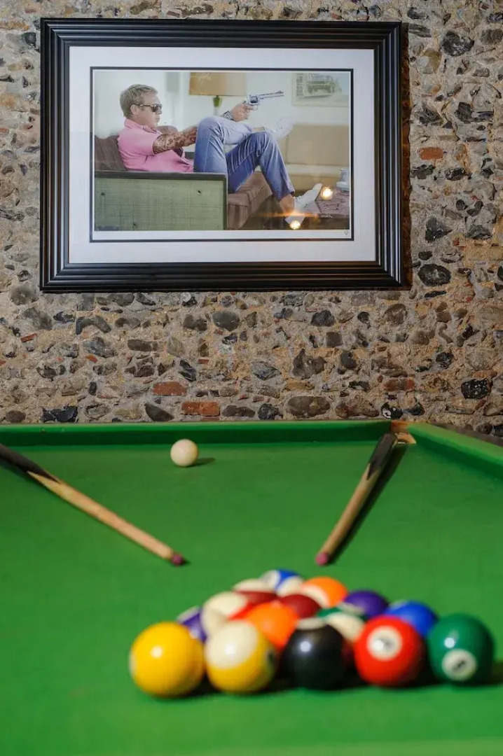 Luxury 2 Bed Manor House Hot Tub Cinema Room Skytv