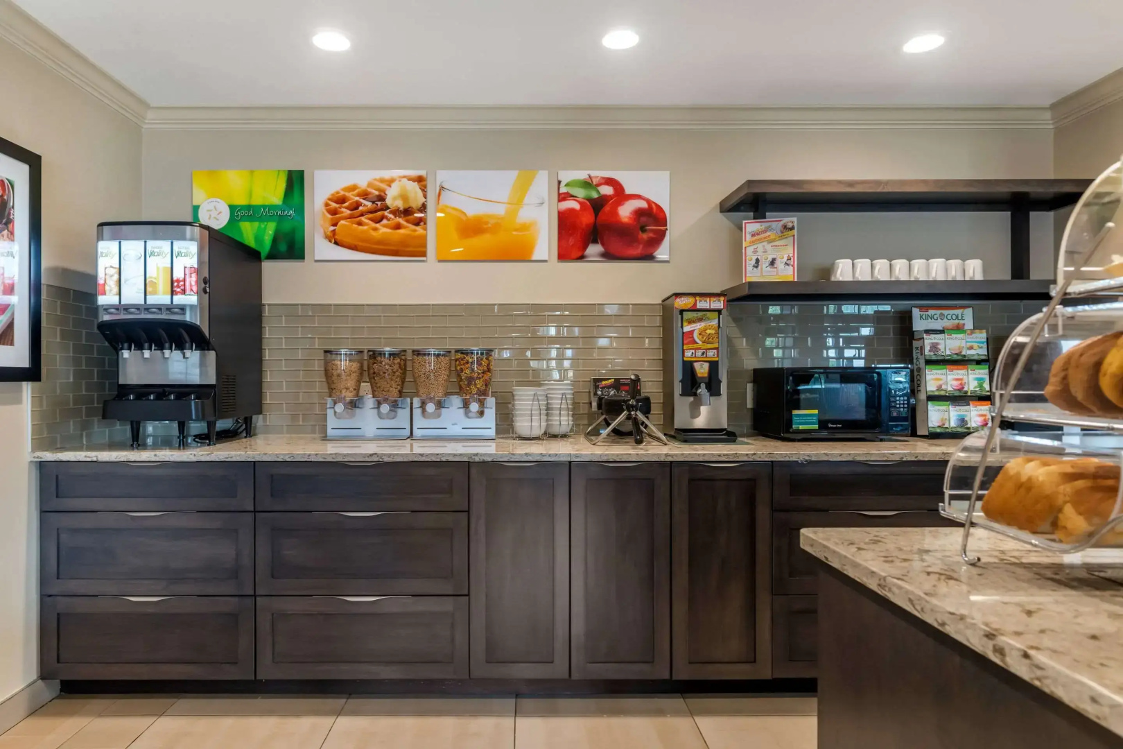 Quality Inn & Suites Amsterdam