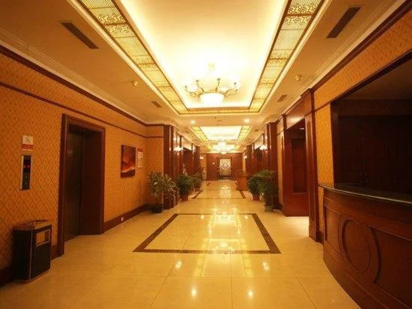 International Grand Hotel