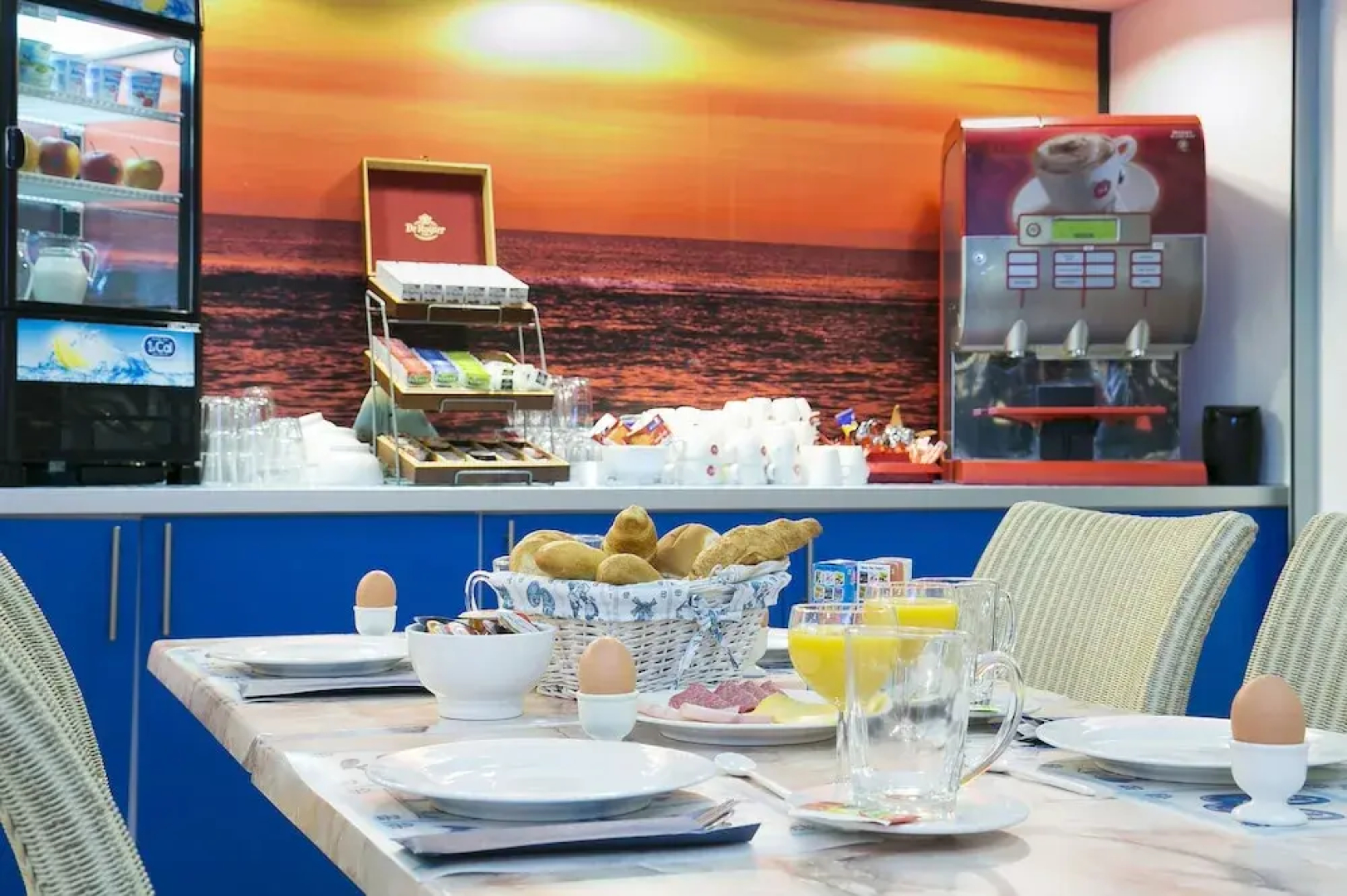Roompot Hotel Marinapark Volendam