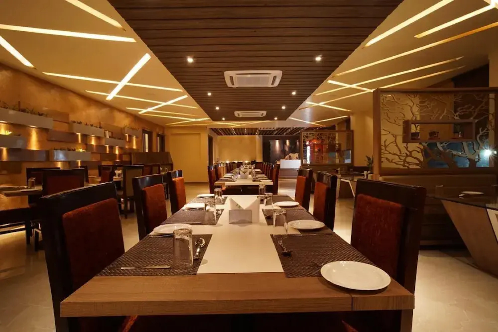 Hotel Shree Kanha Residency