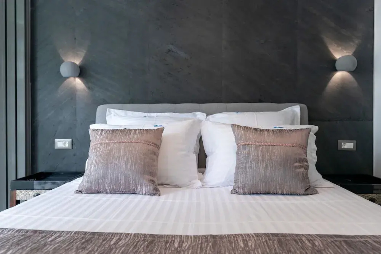 PROMENADA Alezzi Apartments