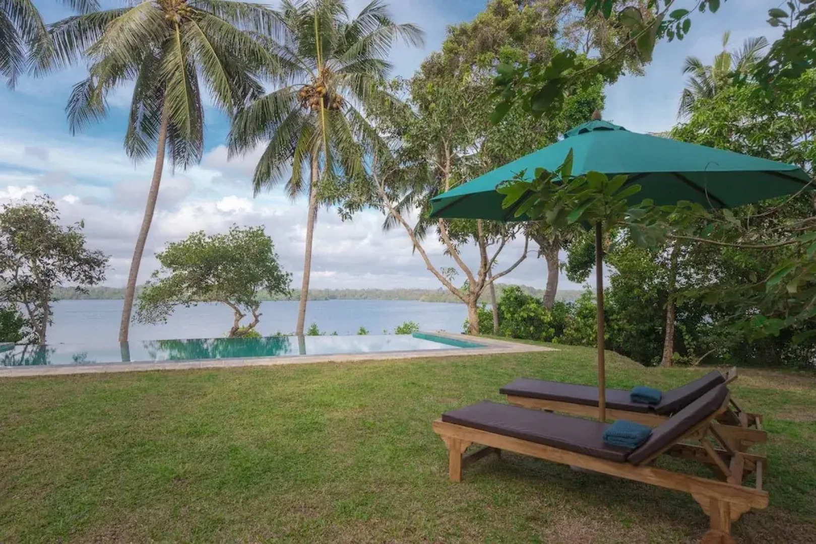 Serendipity Lake - Hikkaduwa