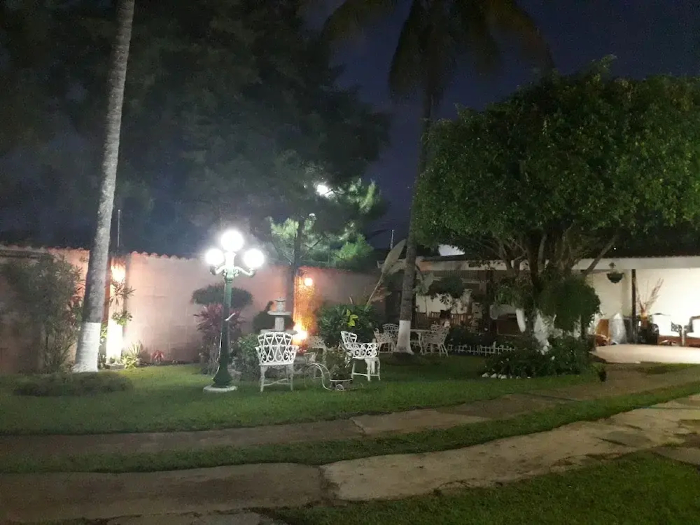 Hostal La Toscana