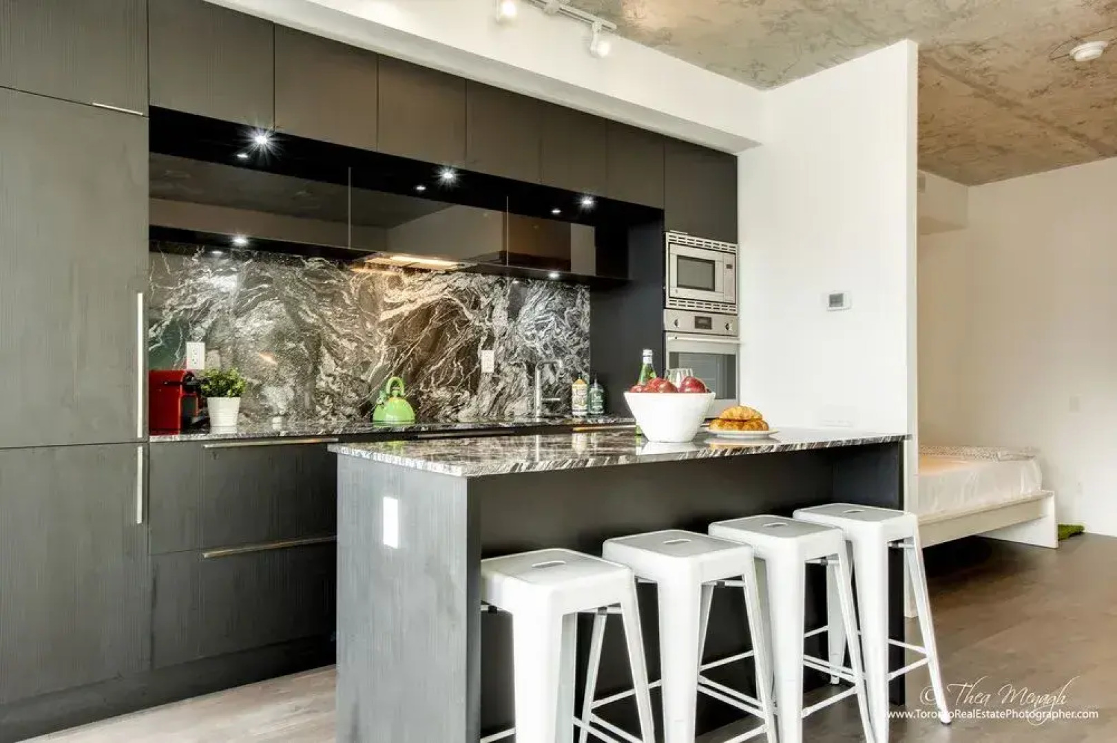 Bisha - 5 Star New Luxury Condo