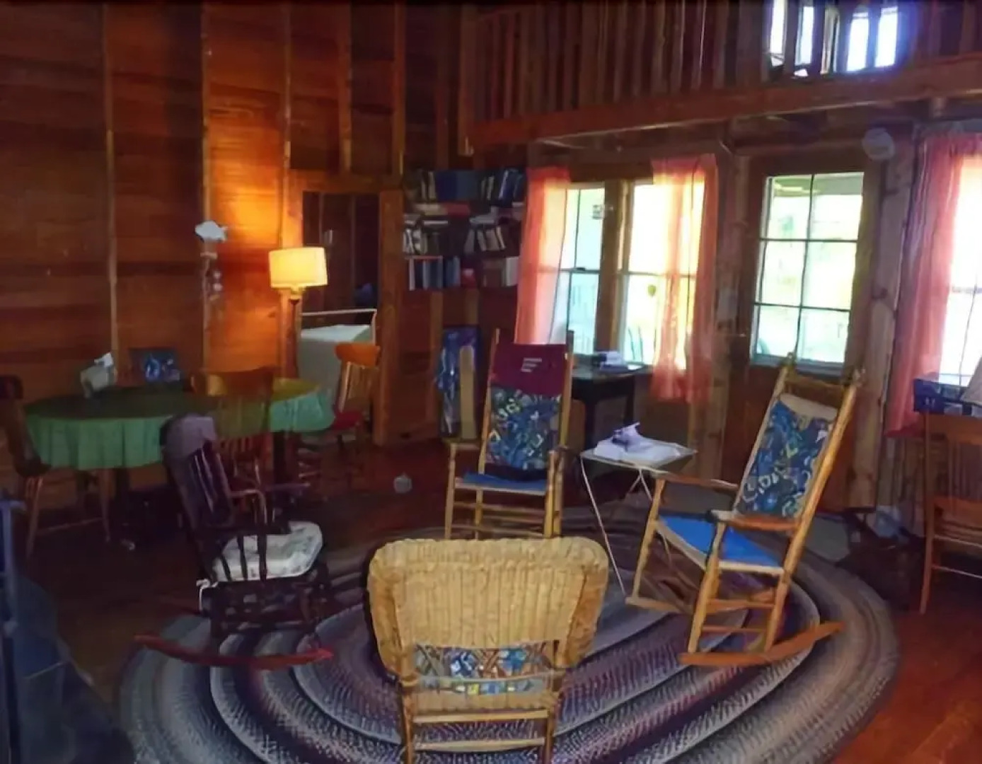 Rippowam Cottage - Five Bedroom Home