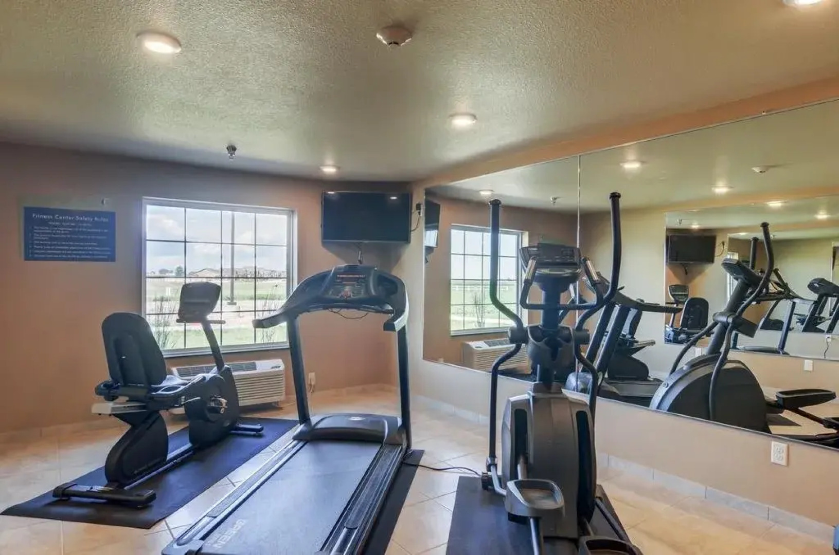 Cobblestone Inn & Suites - Ord