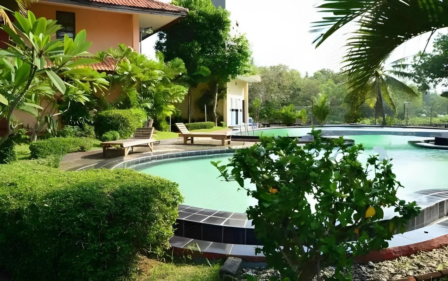 Putri Duyung Hotel Anyer by RedDoorz