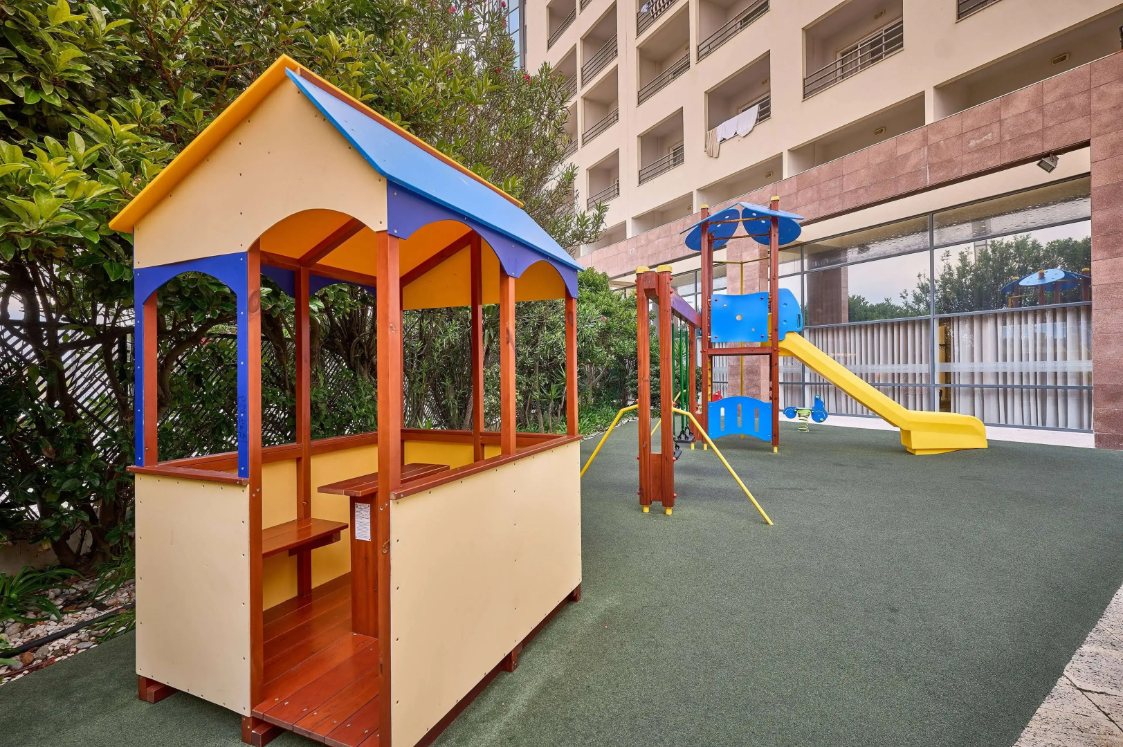 TRYP Lisboa Caparica Mar Hotel