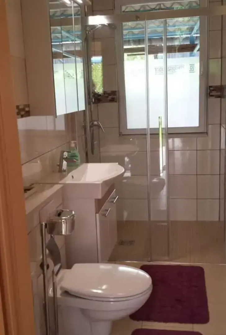 to the Beach Comfortable Holiday Residence