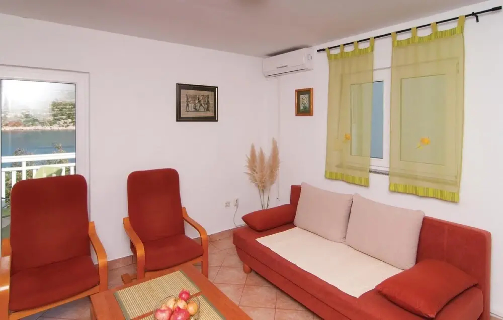 Stunning Apartment in Drvenik Veliki With 2 Bedrooms and Wifi