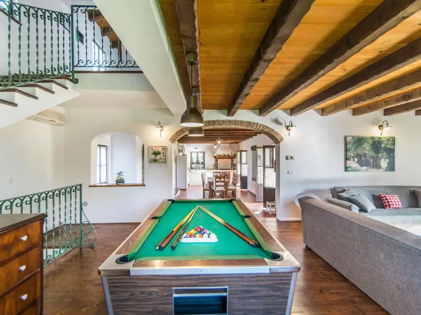 Expansive Villa in Sveti Lovrec With Swimming Pool